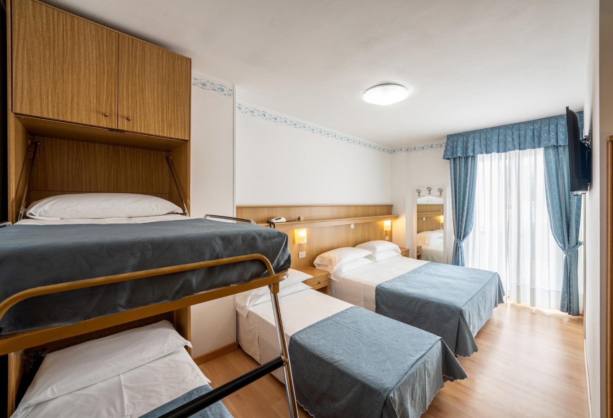 Hotel Laurin Лідо-ді-Єзоло Номер фото