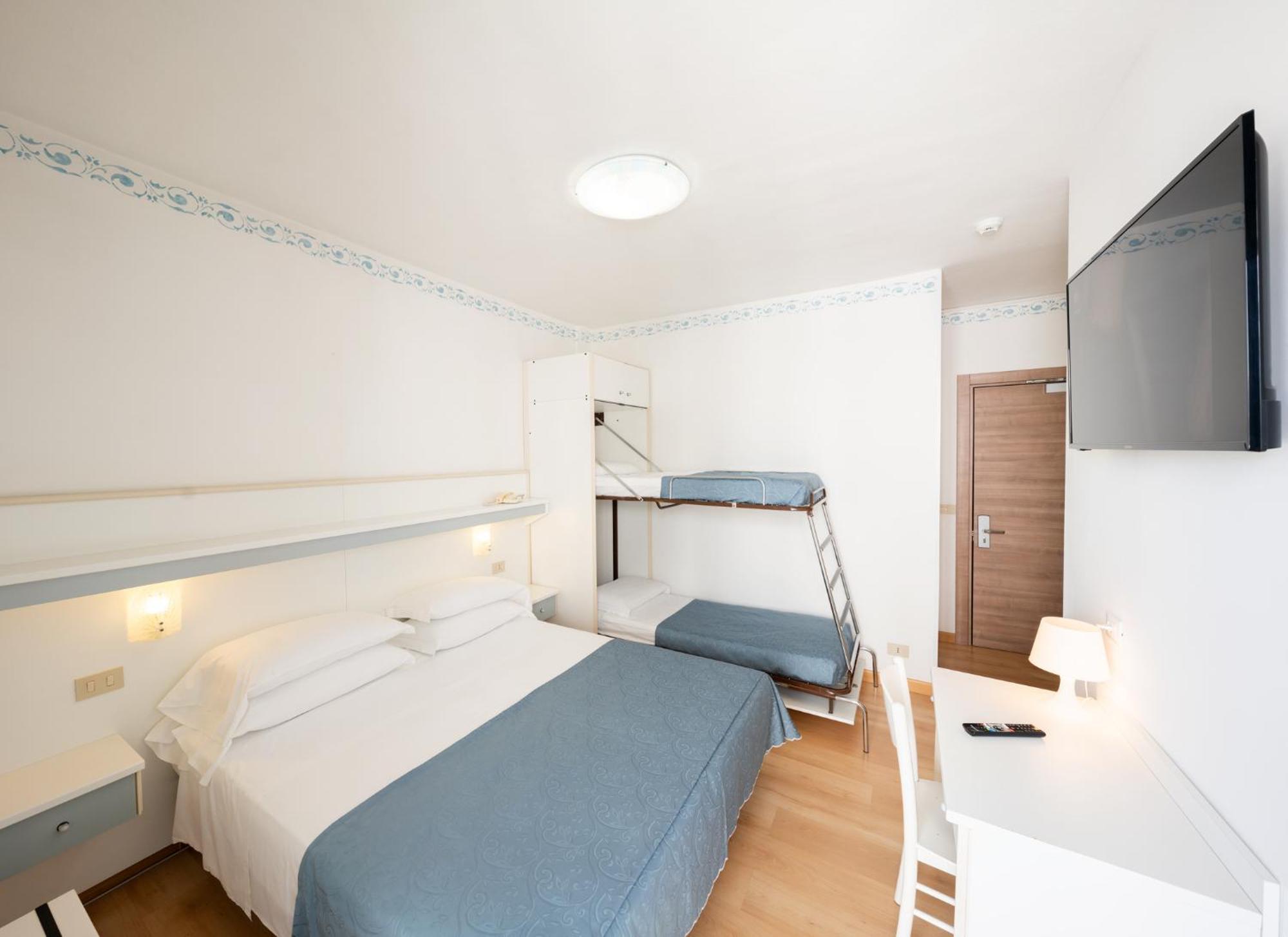 Hotel Laurin Лідо-ді-Єзоло Екстер'єр фото